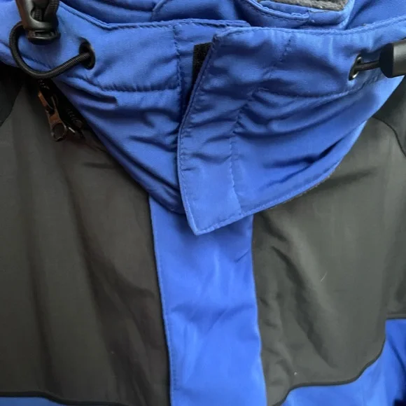 Warm Winter Coat - Picture 4 of 10